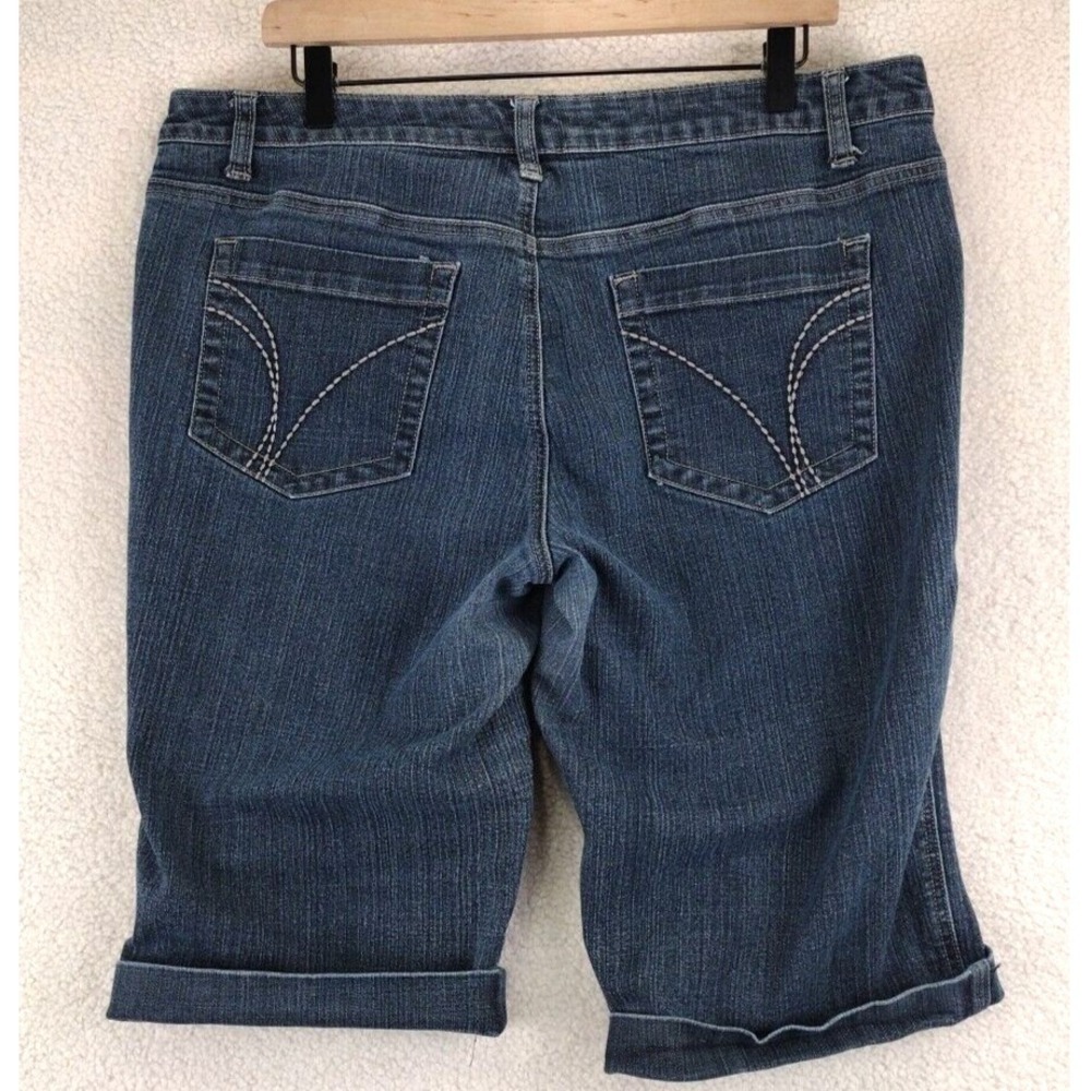 MIXXIT Womens Size 16 Blue‎ Denim Cuffed Capri Baggy Shorts - Picture 2 of 16